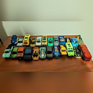 Lot #6: Set of 24 Matchbox/Hot Wheels 1:64 Die-Cast Cars + a FREE 1:34 Car